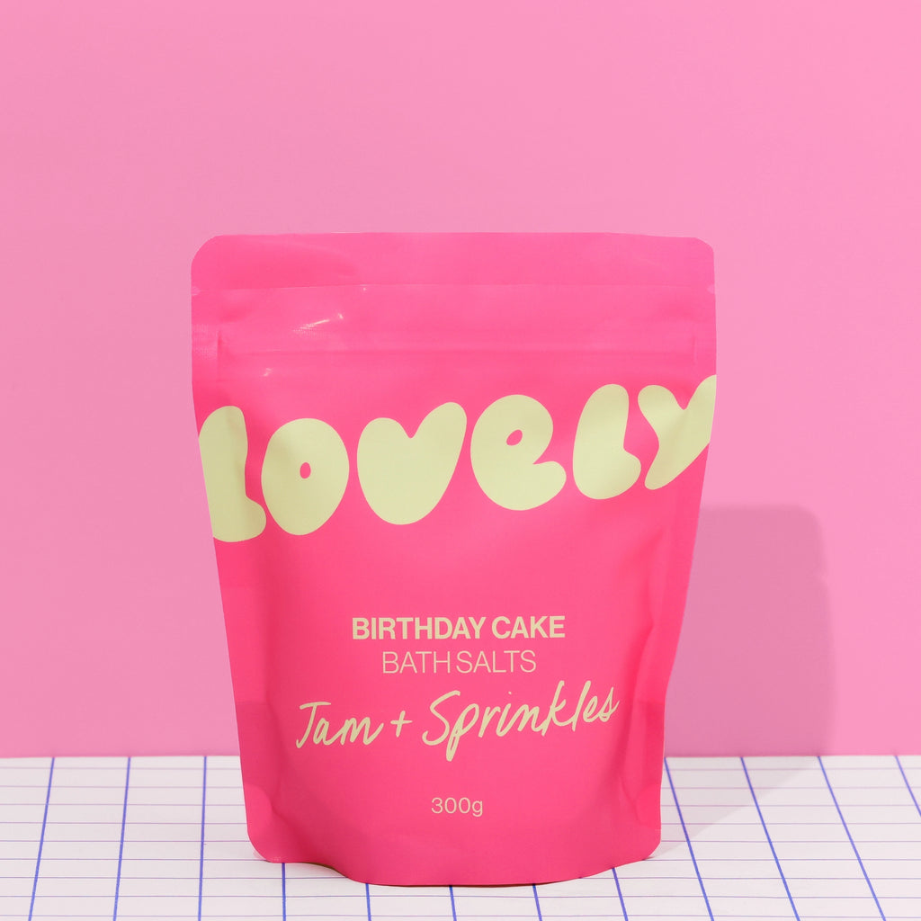 Pink Birthday Cake Bath Salts pouch with vanilla, jam and sprinkles scent, 300g.